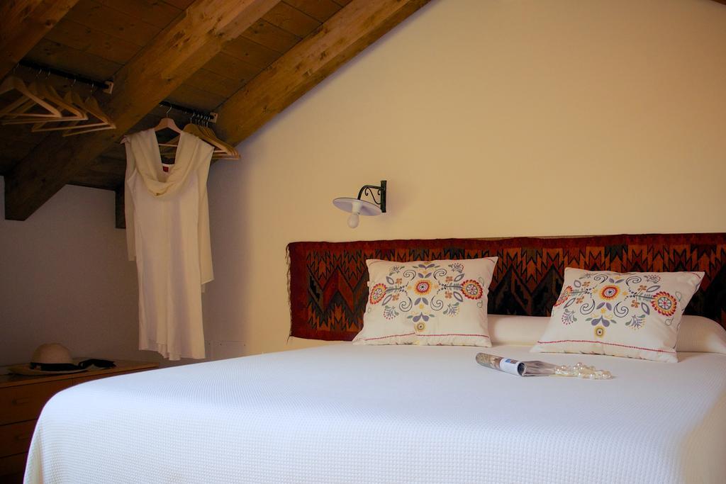 Cascina Delle Mele Bed and Breakfast Vittuone Exteriör bild
