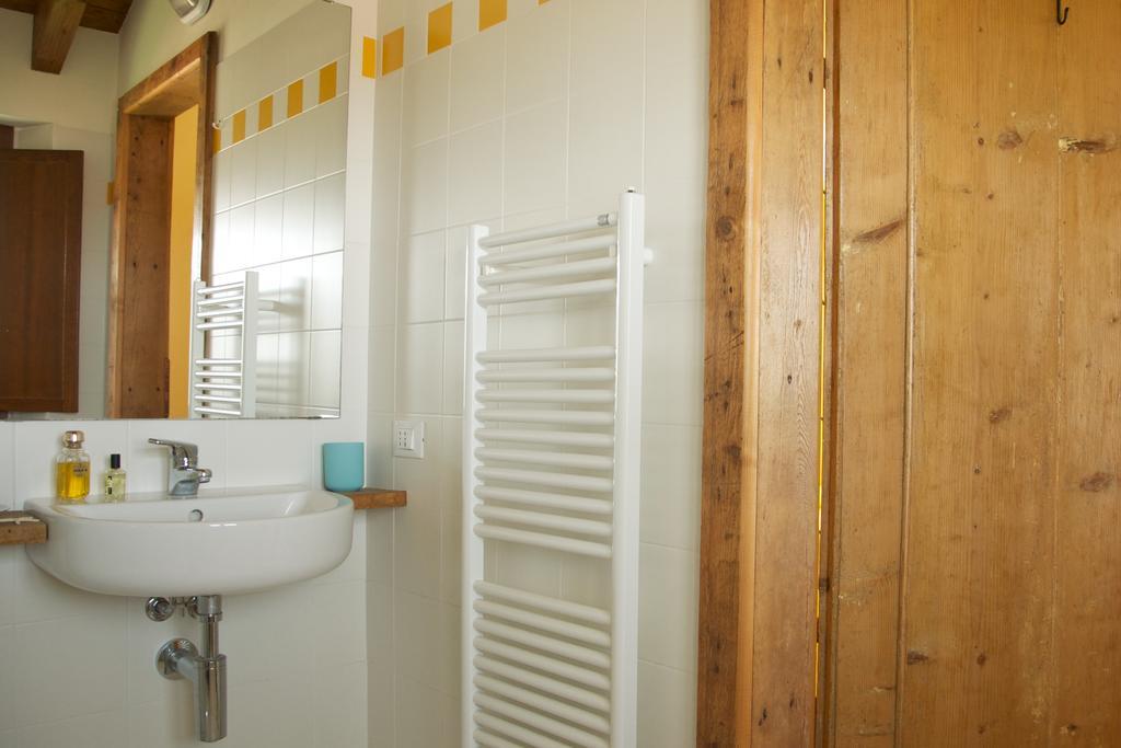 Cascina Delle Mele Bed and Breakfast Vittuone Exteriör bild