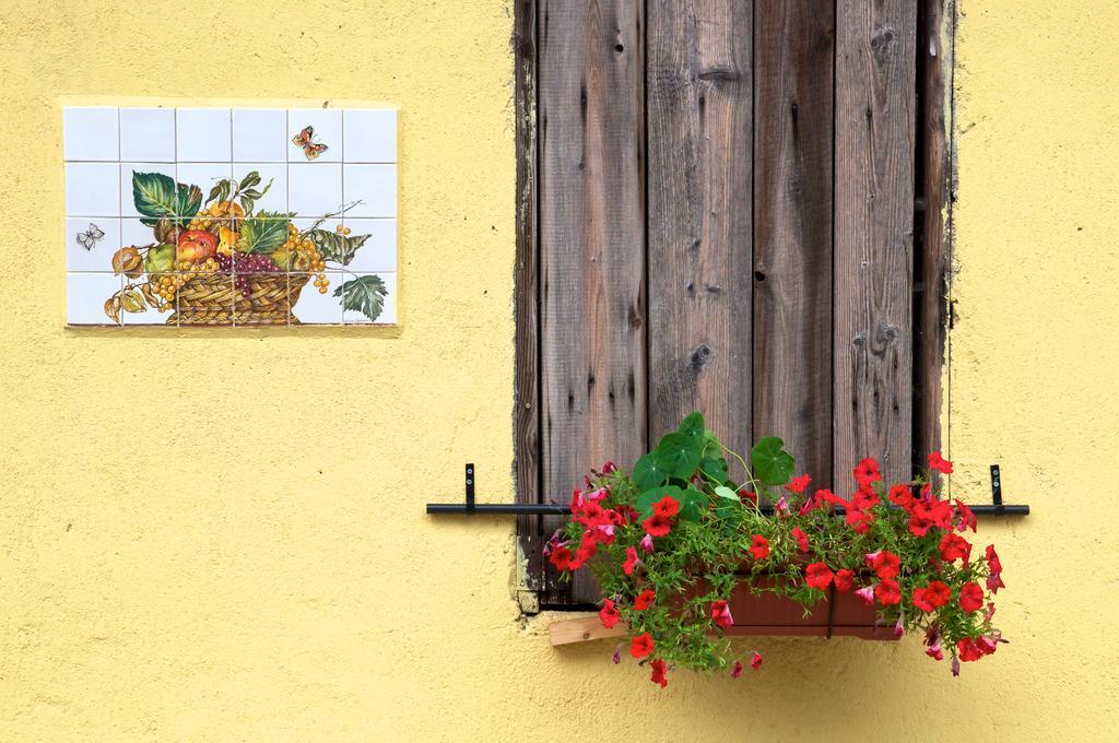Cascina Delle Mele Bed and Breakfast Vittuone Exteriör bild